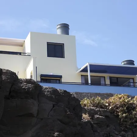 Apartment Beachfront Mar Y Sol Los Reyes *